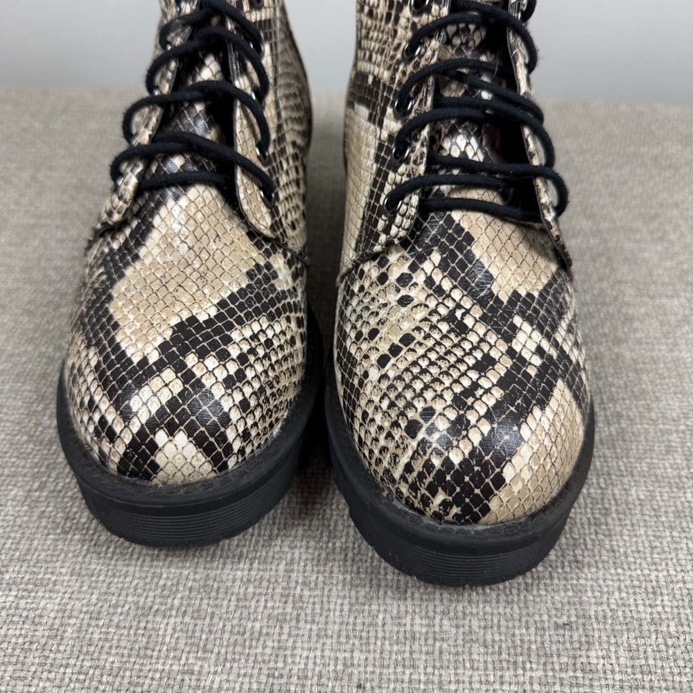 Womens MIA Snake Print Lace Up High Top Lexis-S Platform Combat Boots Size 7.5 - Picture 3 of 12